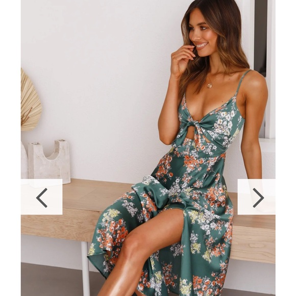 Billy J Green Dress with cutout - Picture 3 of 6